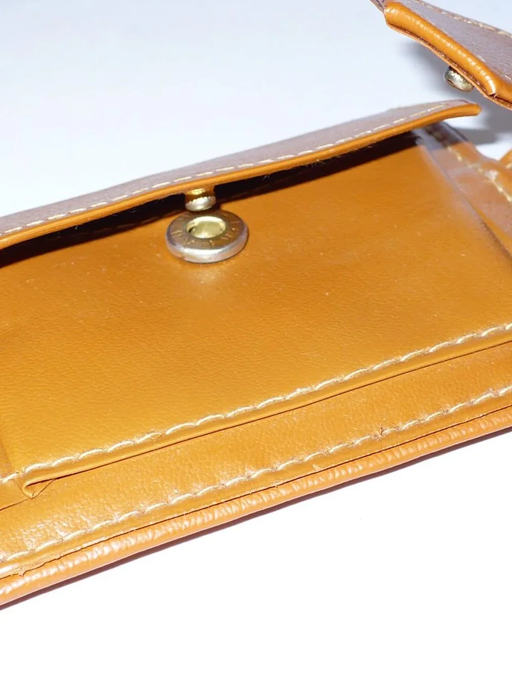 Vintage 1970's Brown Vinyl Billfold Pocket Wallet Green and Gold Design